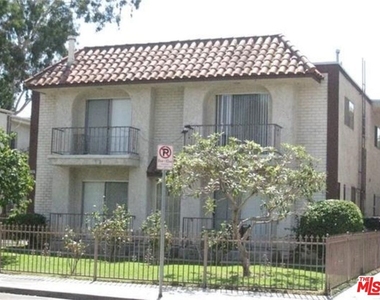 10836 Camarillo Street - Photo Thumbnail 1
