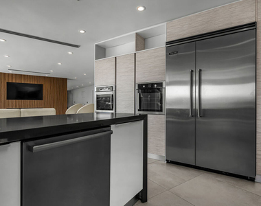 849 Glenmere Way - Photo Thumbnail 10