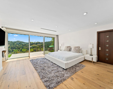 849 Glenmere Way - Photo Thumbnail 21