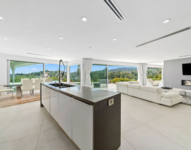 849 Glenmere Way - Photo Thumbnail 37