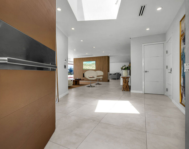849 Glenmere Way - Photo Thumbnail 3