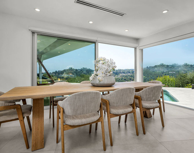849 Glenmere Way - Photo Thumbnail 12