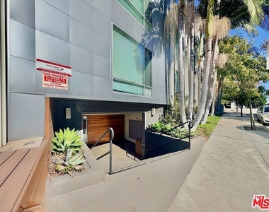 5805 W 8th Street - Photo Thumbnail 2
