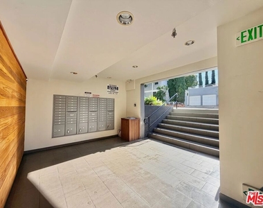 5805 W 8th Street - Photo Thumbnail 6