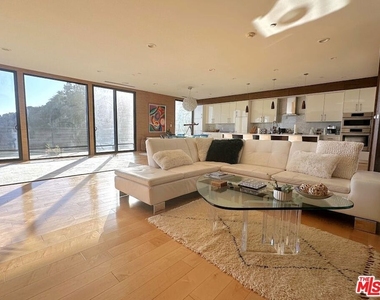 9300 Warbler Way - Photo Thumbnail 4
