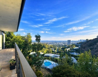 9300 Warbler Way - Photo Thumbnail 15