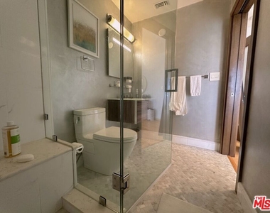 9300 Warbler Way - Photo Thumbnail 31