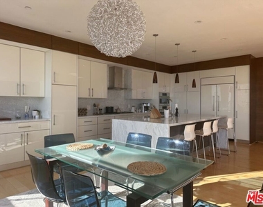 9300 Warbler Way - Photo Thumbnail 12