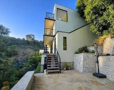 9300 Warbler Way - Photo Thumbnail 22