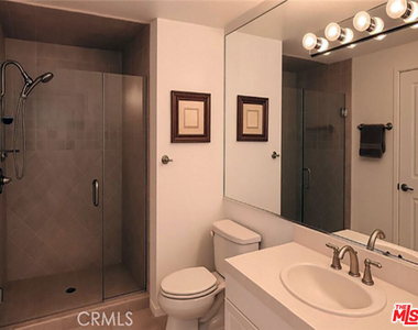 500 E Amado Road - Photo Thumbnail 8