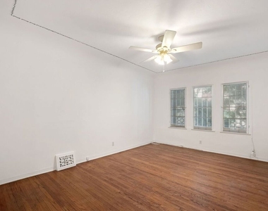 436 S Rexford Drive - Photo Thumbnail 8