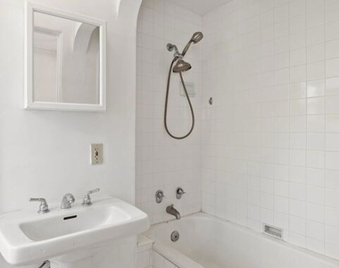 436 S Rexford Drive - Photo Thumbnail 11