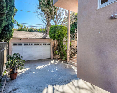 10810 Rochester Avenue - Photo Thumbnail 30
