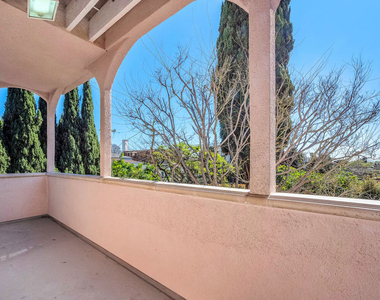 10810 Rochester Avenue - Photo Thumbnail 16