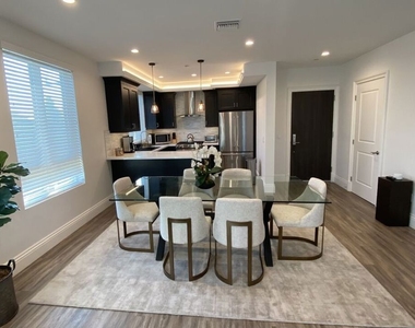 8700 Chalmers Drive - Photo Thumbnail 10