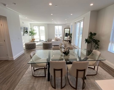 8700 Chalmers Drive - Photo Thumbnail 2
