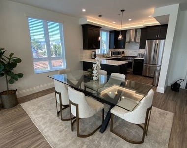 8700 Chalmers Drive - Photo Thumbnail 4