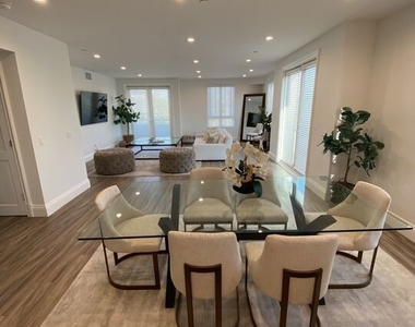 8700 Chalmers Drive - Photo Thumbnail 5