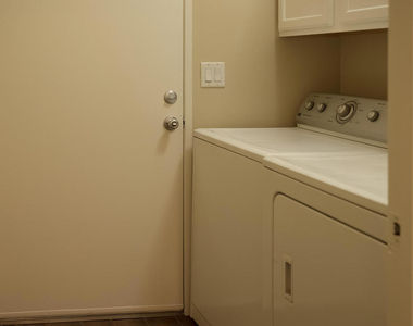 43730 Louisiana Street - Photo Thumbnail 12