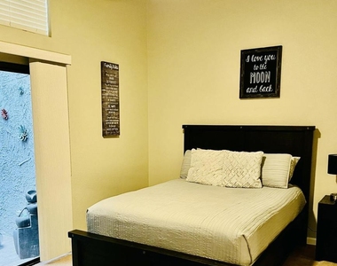 41120 Woodhaven Drive E - Photo Thumbnail 6