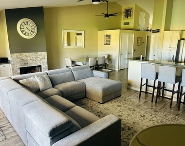 41120 Woodhaven Drive E - Photo Thumbnail 2