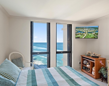 5380 N Ocean Drive - Photo Thumbnail 15