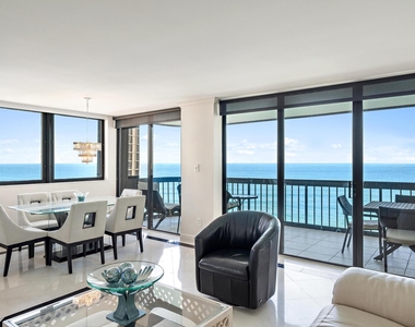 5380 N Ocean Drive - Photo Thumbnail 3