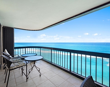5380 N Ocean Drive - Photo Thumbnail 18