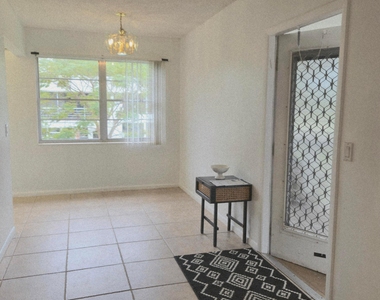 184 Tilford I - Photo Thumbnail 2