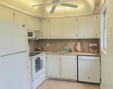 184 Tilford I - Photo Thumbnail 3
