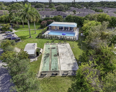 2950 Se Ocean Blvd Boulevard - Photo Thumbnail 30
