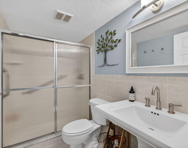 2950 Se Ocean Blvd Boulevard - Photo Thumbnail 24