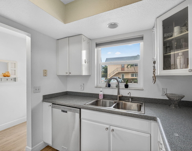 2950 Se Ocean Blvd Boulevard - Photo Thumbnail 15