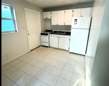 20682 Nw 38th Avenue - Photo Thumbnail 7