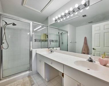 5121 Sabal Gardens Lane - Photo Thumbnail 6