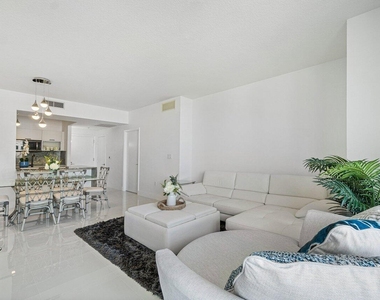 550 Okeechobee Boulevard - Photo Thumbnail 10