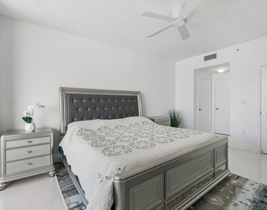 550 Okeechobee Boulevard - Photo Thumbnail 20