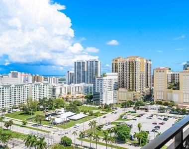 550 Okeechobee Boulevard - Photo Thumbnail 14