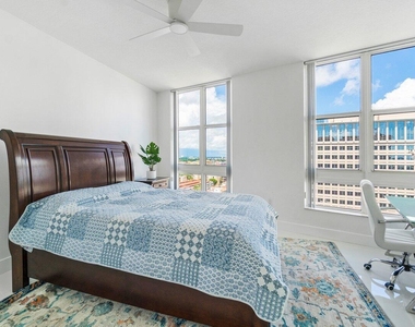 550 Okeechobee Boulevard - Photo Thumbnail 23