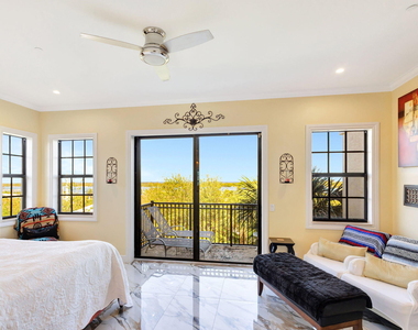 301 Del Sol Circle - Photo Thumbnail 30