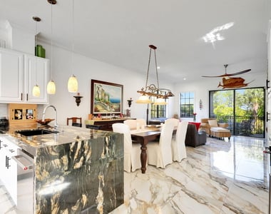 301 Del Sol Circle - Photo Thumbnail 18