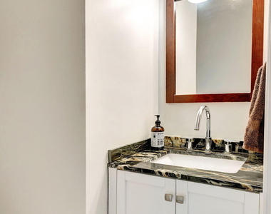 301 Del Sol Circle - Photo Thumbnail 28