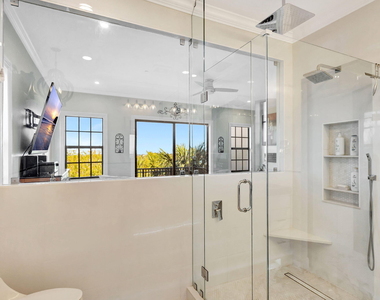301 Del Sol Circle - Photo Thumbnail 38