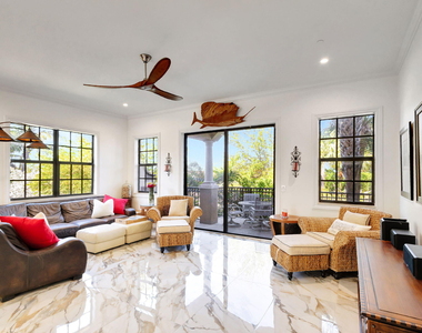 301 Del Sol Circle - Photo Thumbnail 23