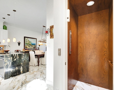 301 Del Sol Circle - Photo Thumbnail 8