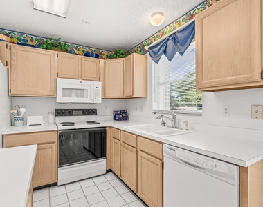 2746 Linkside Drive - Photo Thumbnail 4