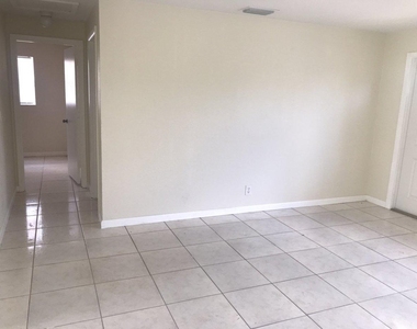 5320 Harriet Place - Photo Thumbnail 9
