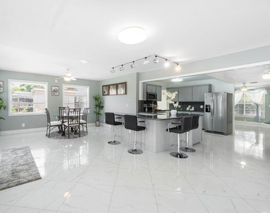1837 16th Avenue N - Photo Thumbnail 15