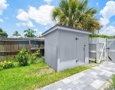 1837 16th Avenue N - Photo Thumbnail 30