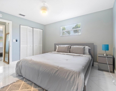 1837 16th Avenue N - Photo Thumbnail 21